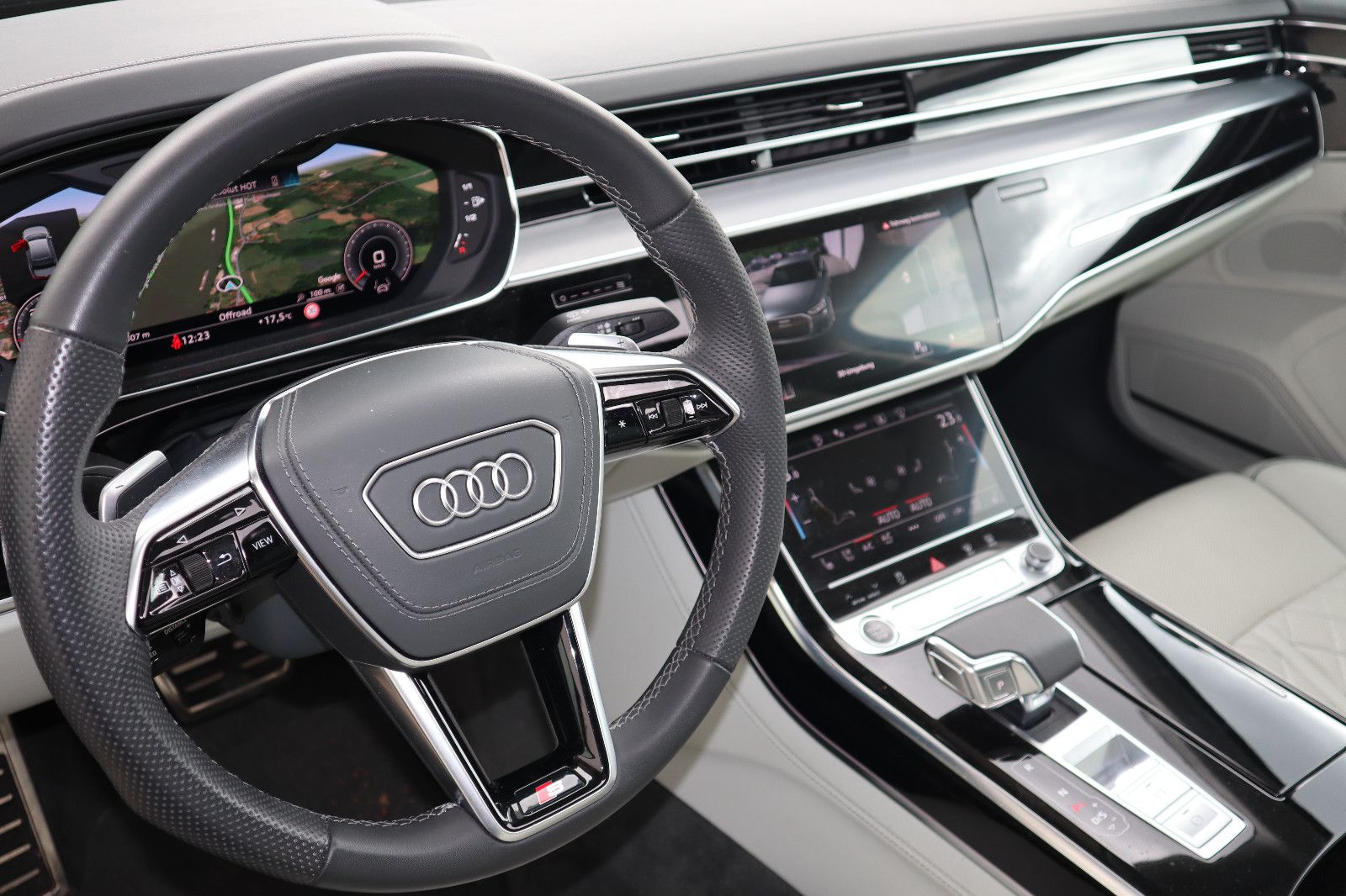 Audi A8 50 TDI exclusive S-LINE - Samsaru's Car Outlet