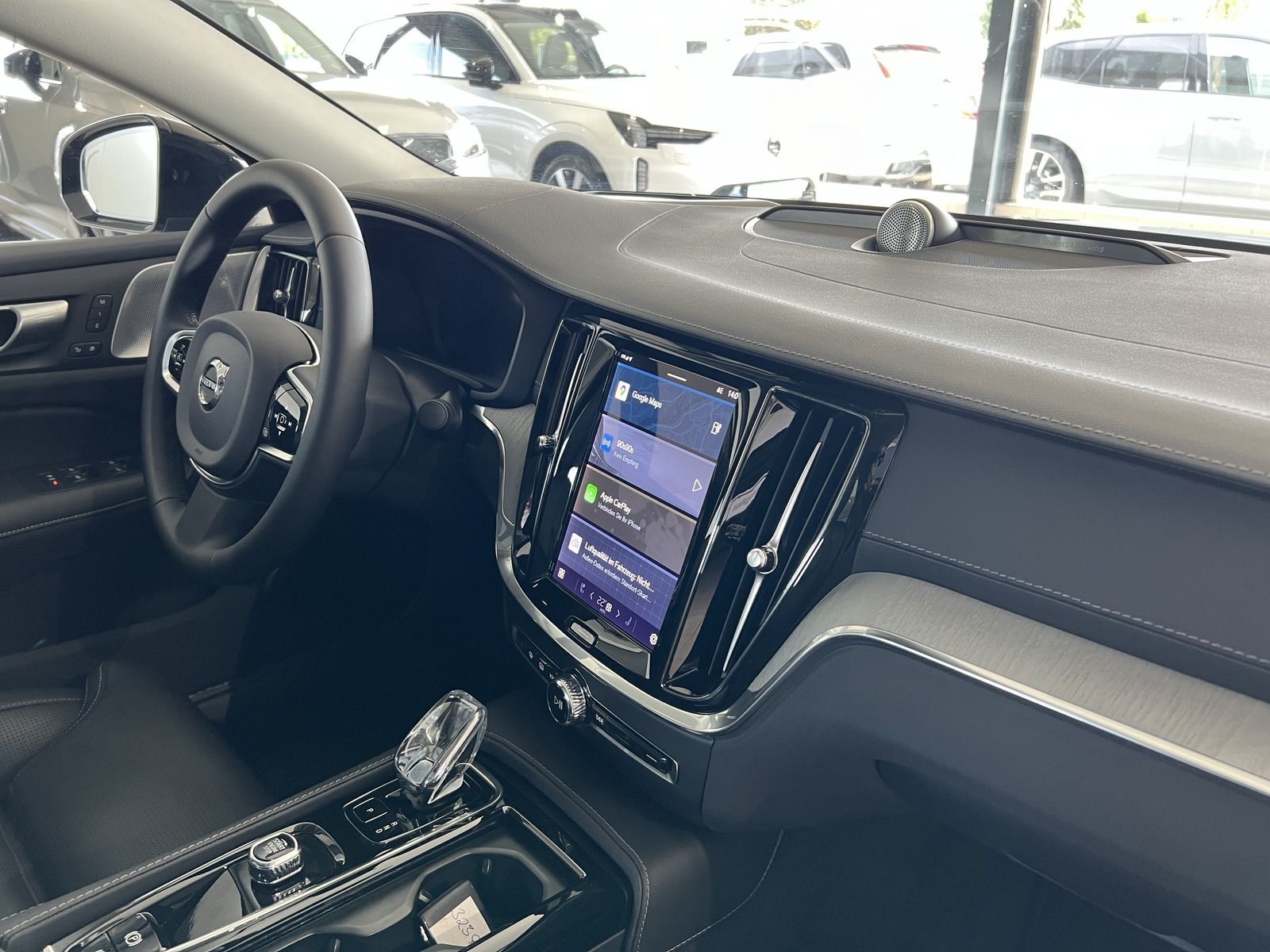 Volvo S60 T8 Ultimate Dark Recharge AWD B&W Massage