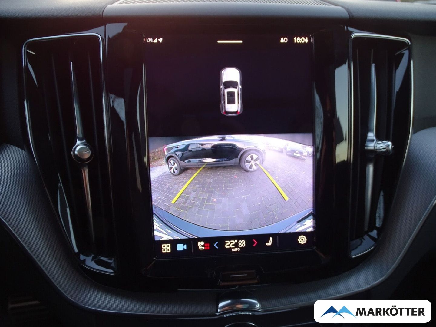 Volvo XC60 R Design AWD ACC/AHK/RFK/STHZ/LEDER