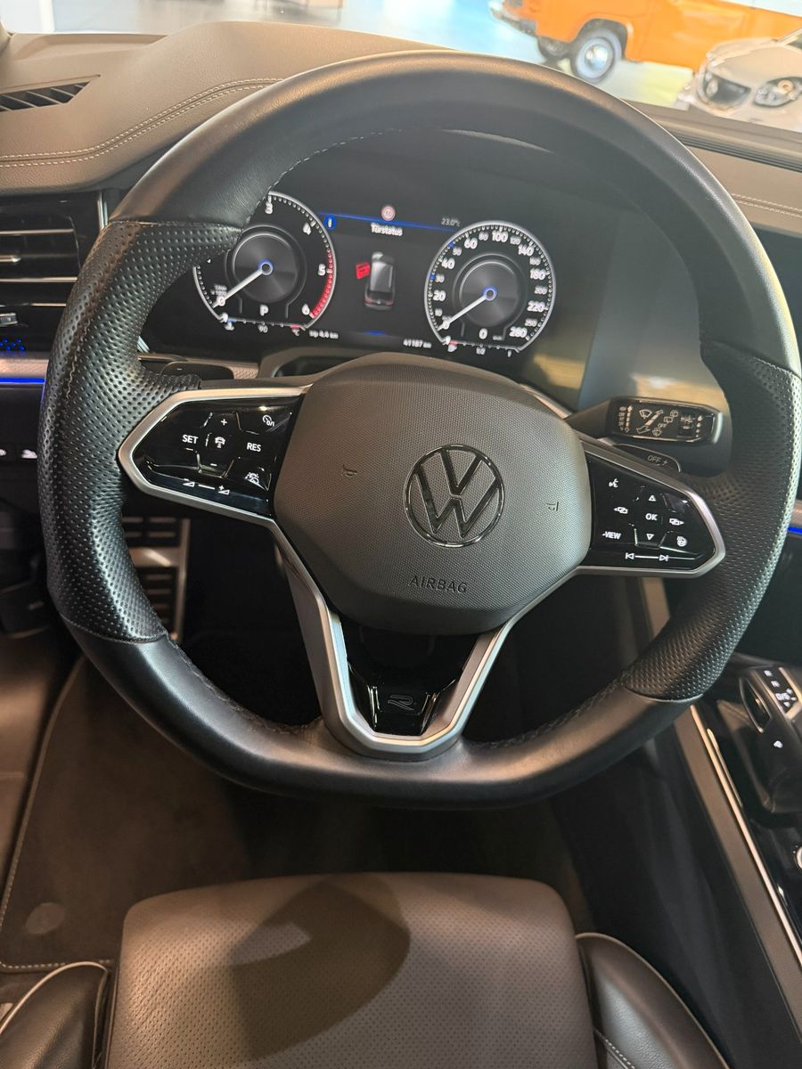 Volkswagen Touareg R-Line 4Motion*GARANTIE*ALLWETTER*VOLL*