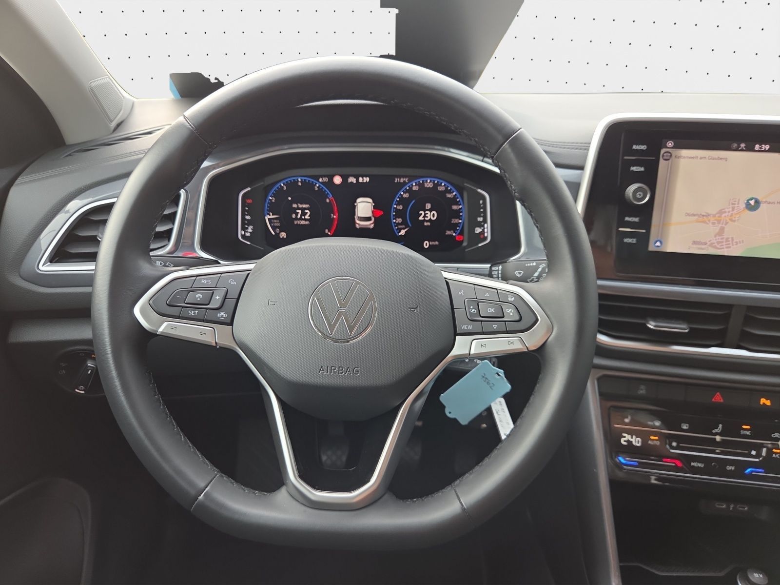 Volkswagen T-ROC 1.5 TSI STYLE - Samsaru's Car Outlet