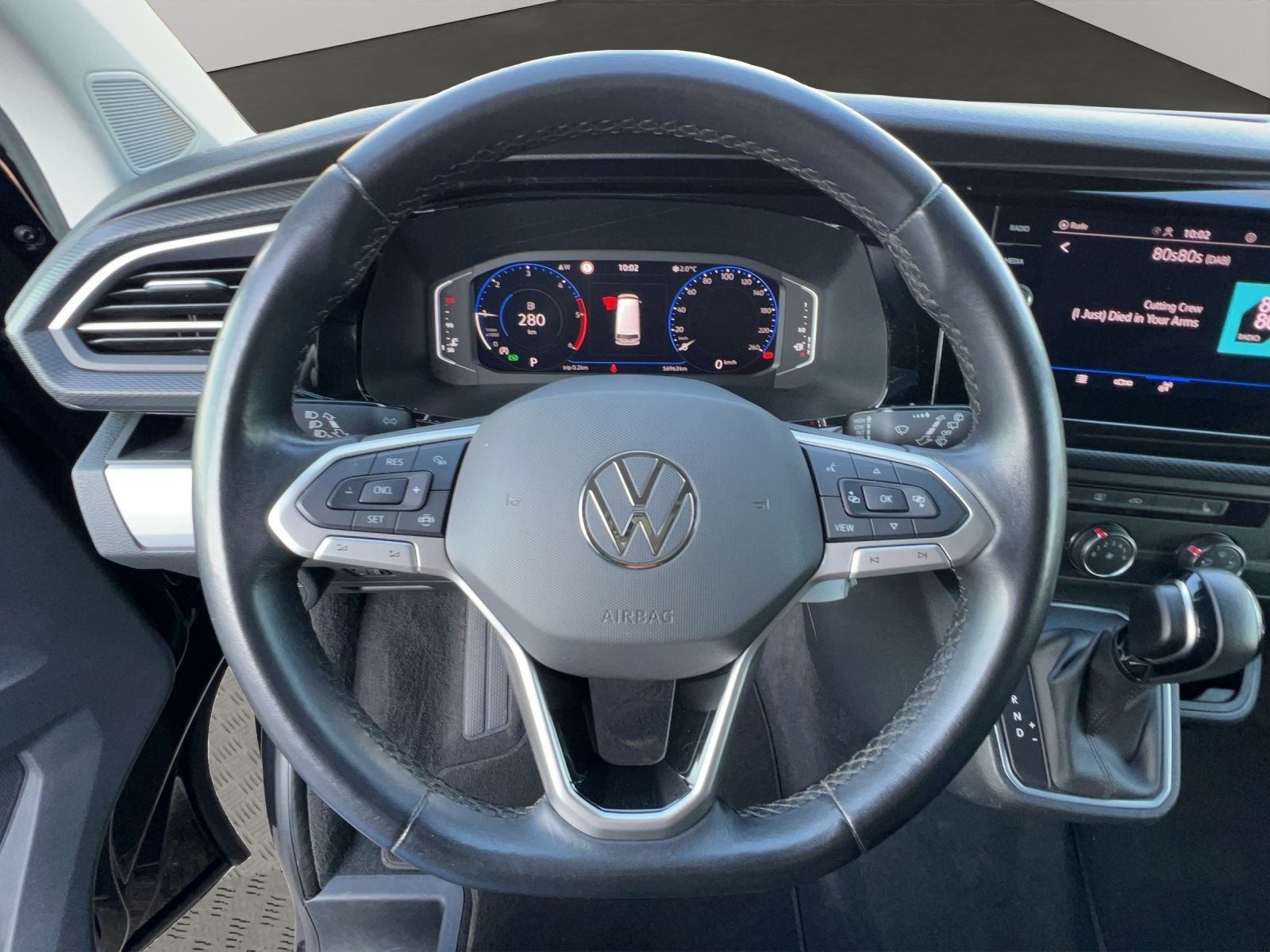 Volkswagen T6.1 Multivan 2.0 TDI DSG Comfortline - Samsaru's Car Outlet