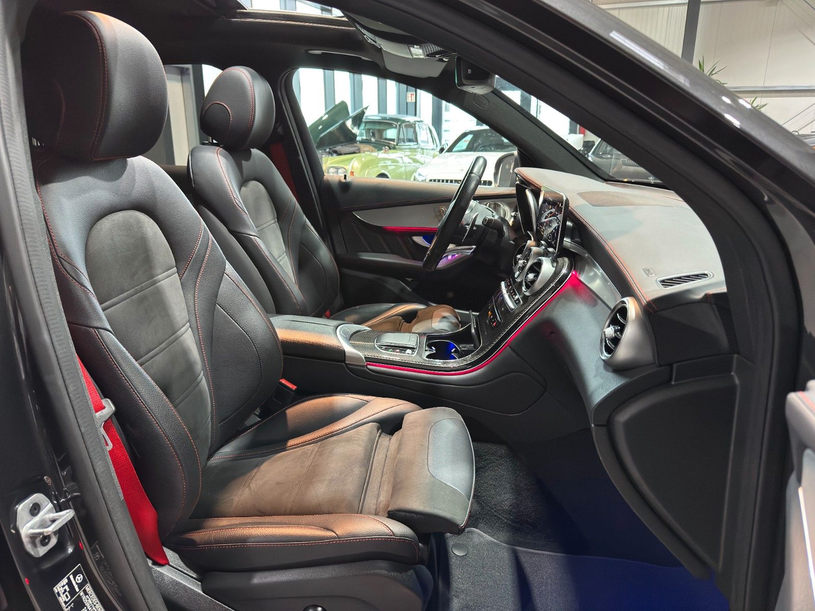 Mercedes-Benz GLC 43 AMG/4Matic/PANO/LED/AHK/360*/STHZ