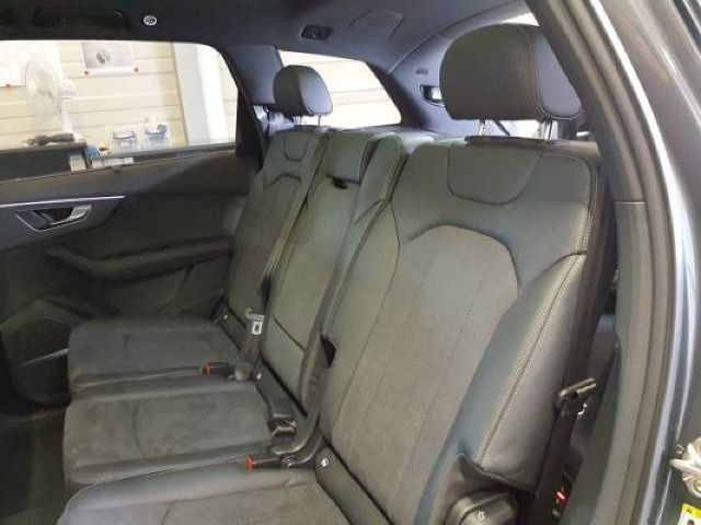 Audi Q7 50 TDI quattro S-LINE*NAVI*7-SITZER*HUD*AHK*P