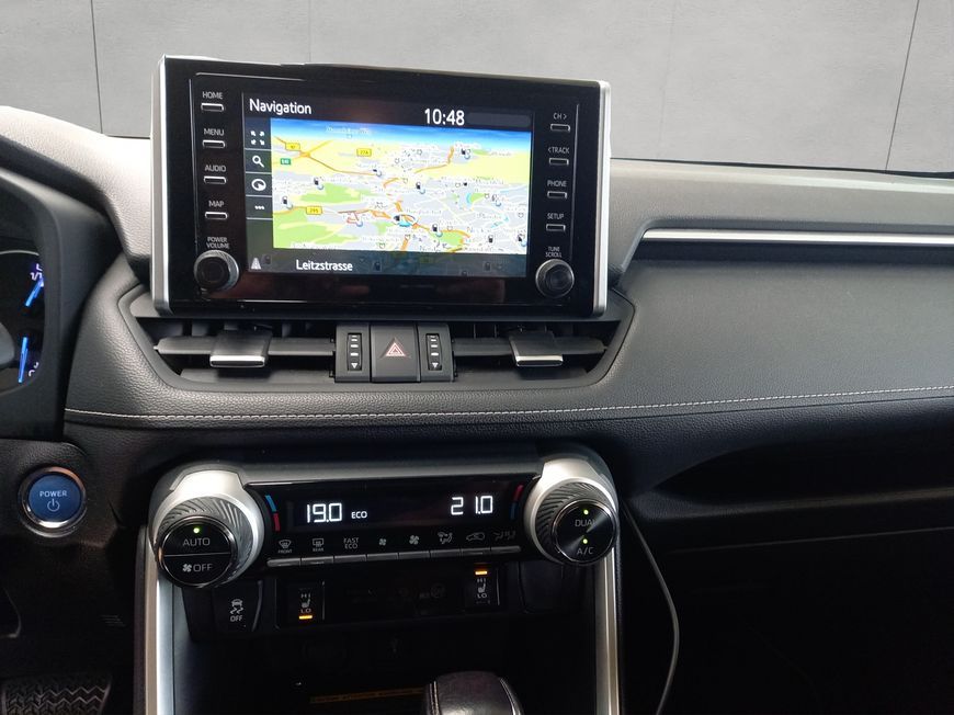 Toyota RAV 4 2.5 4x2 Hybrid - Samsaru's Car Outlet