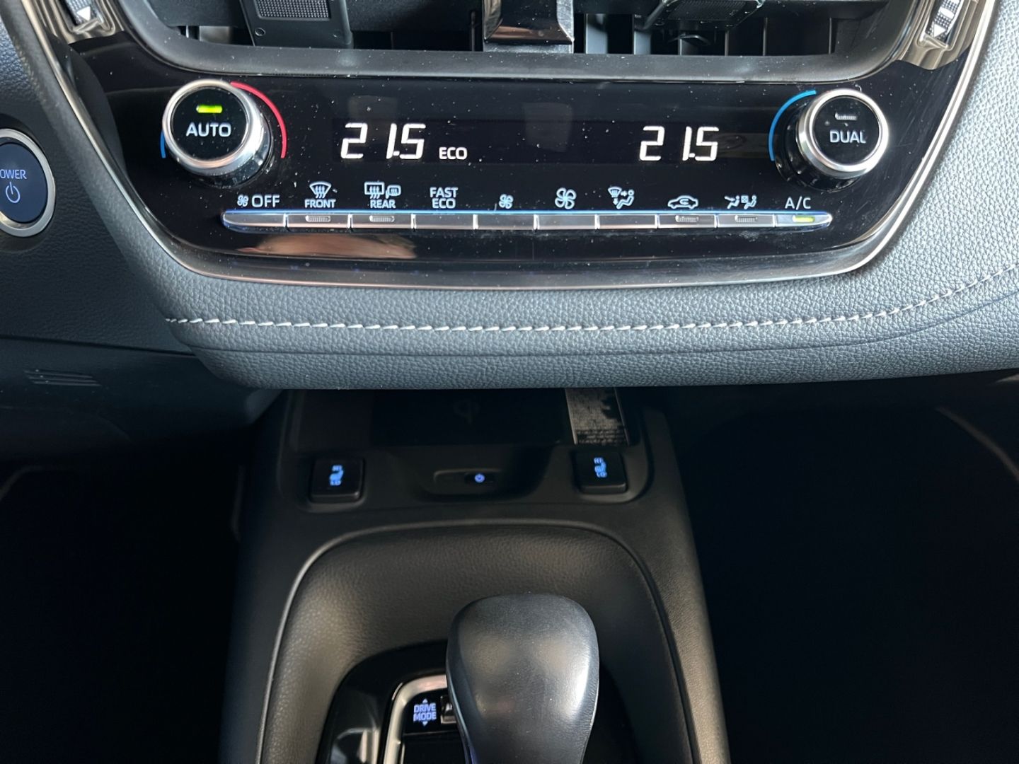 Toyota Corolla 2.0 Hybrid TS - Samsaru's Car Outlet