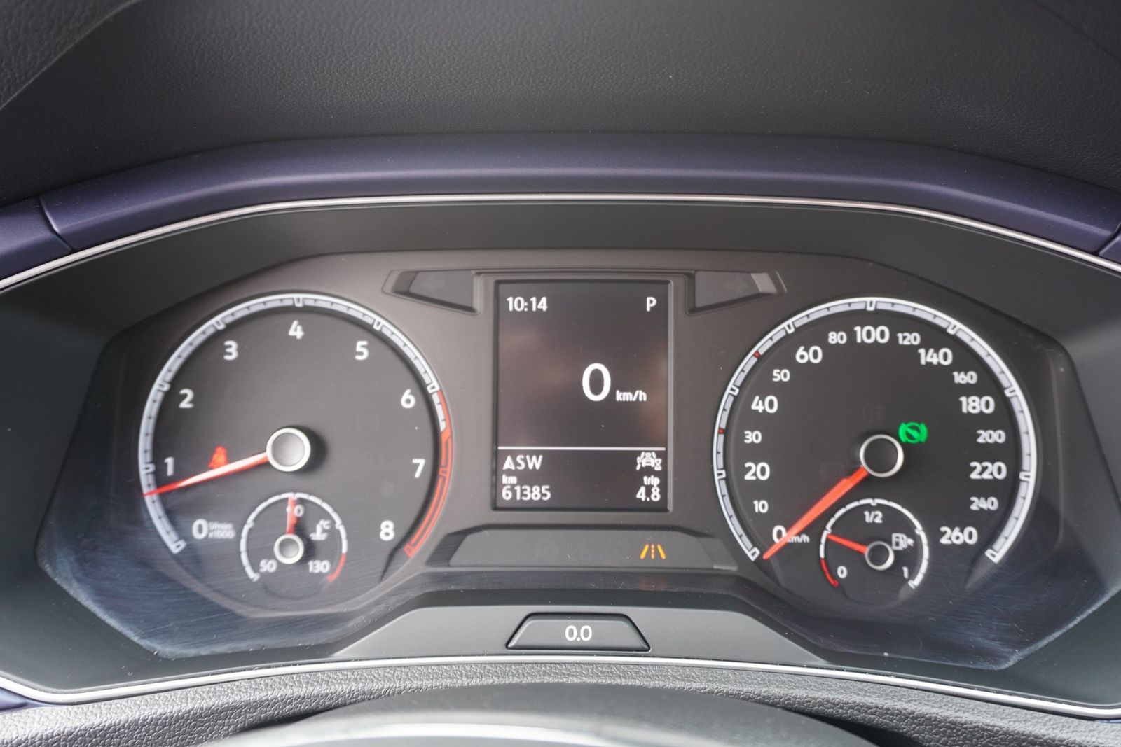 Volkswagen T-Roc 1.5 16V TSI United - Samsaru's Car Outlet