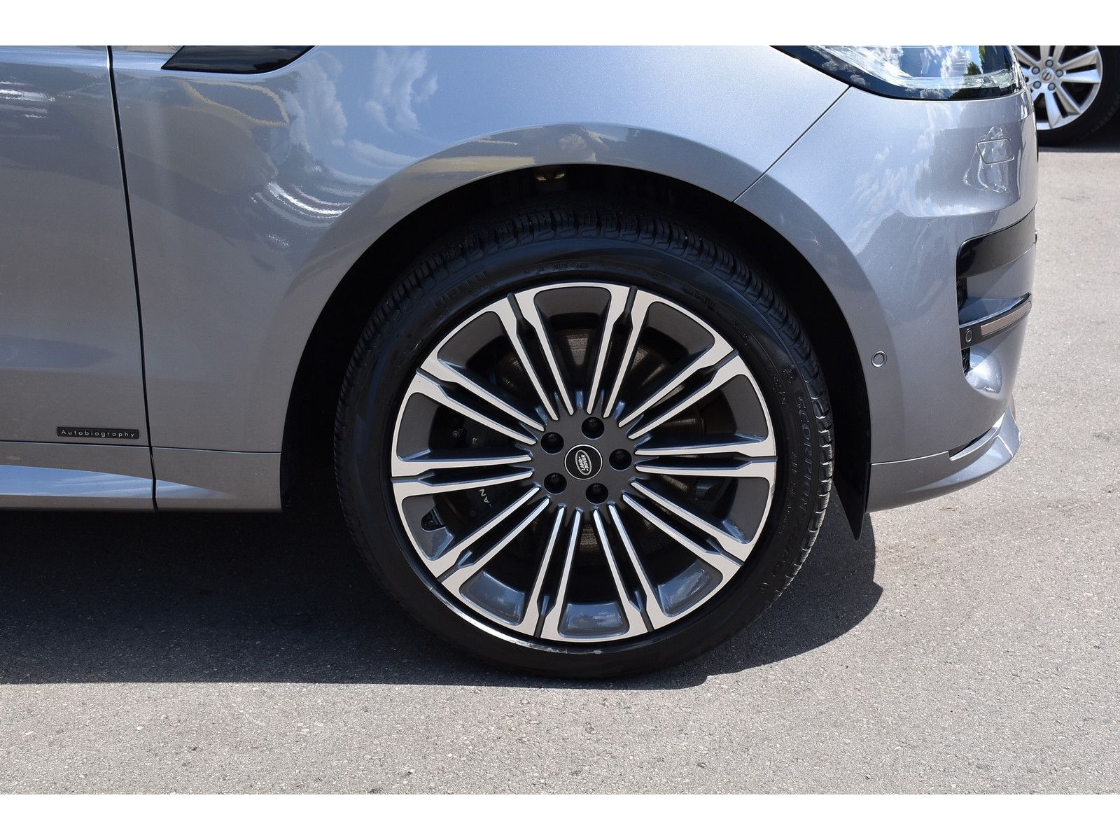 Range Rover Sport 3.0 P550e Autobiography - Samsaru's Car Outlet