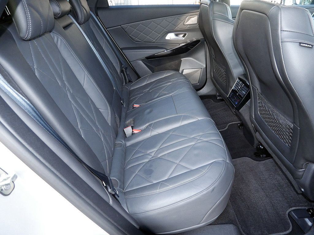 DS Automobiles DS 7 Crossback E-Tense Rivoli 4x4 ACC LED PANO
