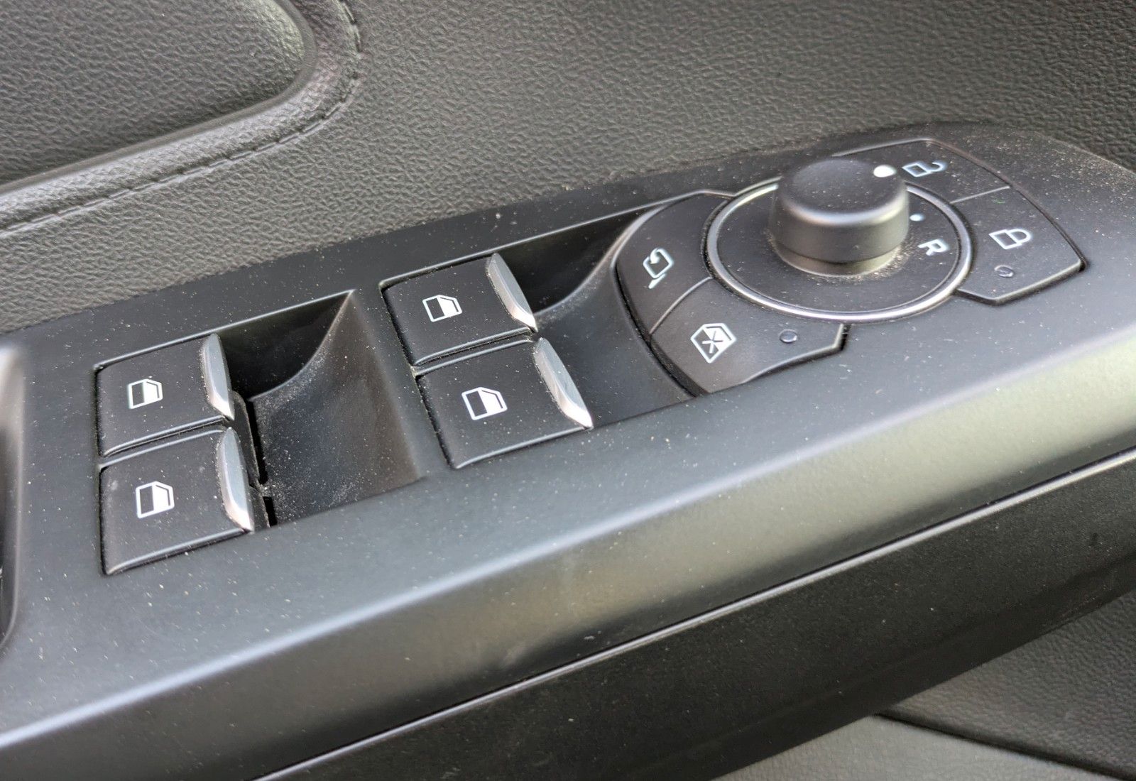 Ford Focus Turnier ST-Line Vignale*LEDER*NAVI*ACC*B&O