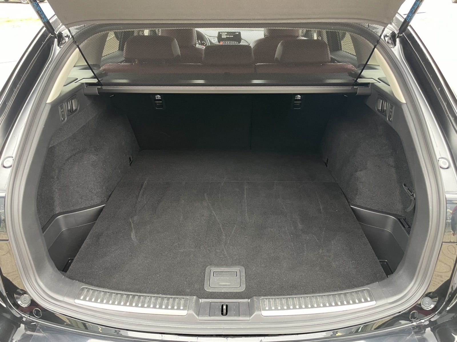 Mazda 6 2.5 194PS AT HOMURA/SUNROOF/BOSE