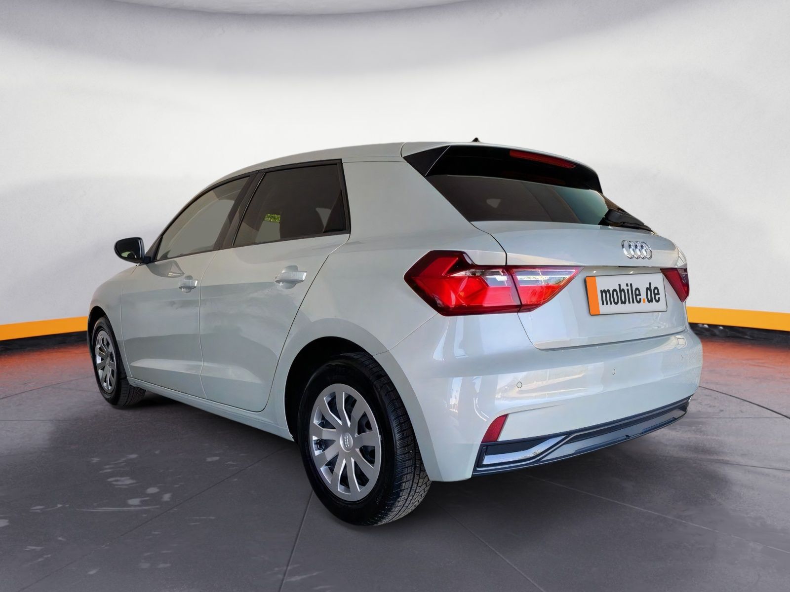 Audi A1 Sportback 25 TFSI advanced - Samsaru's Car Outlet