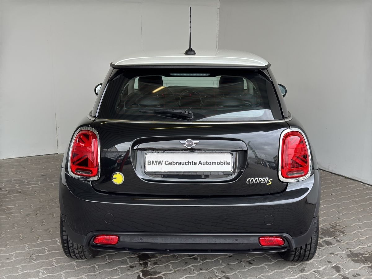 MINI Cooper SE - Samsaru's Car Outlet