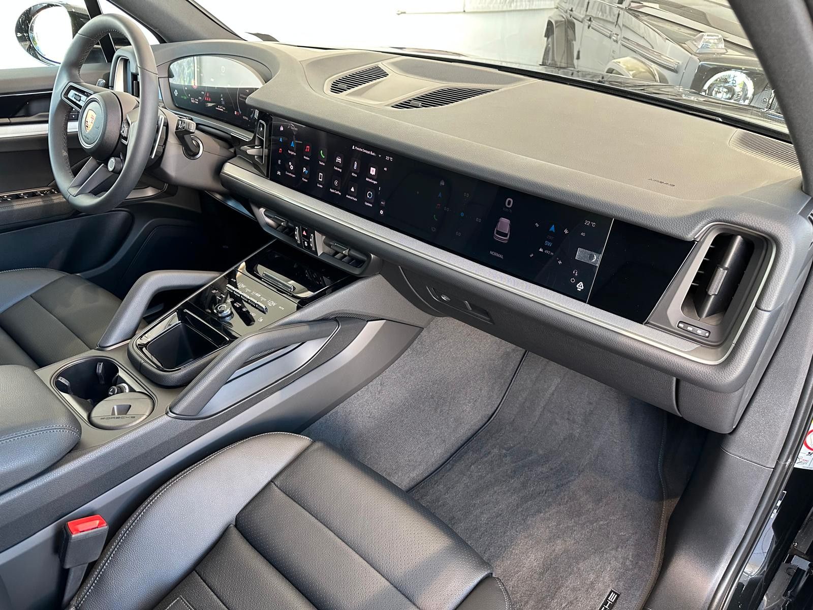Porsche Cayenne Facelift MY25/sw/-21,5%/Pan/Priv/14W/22