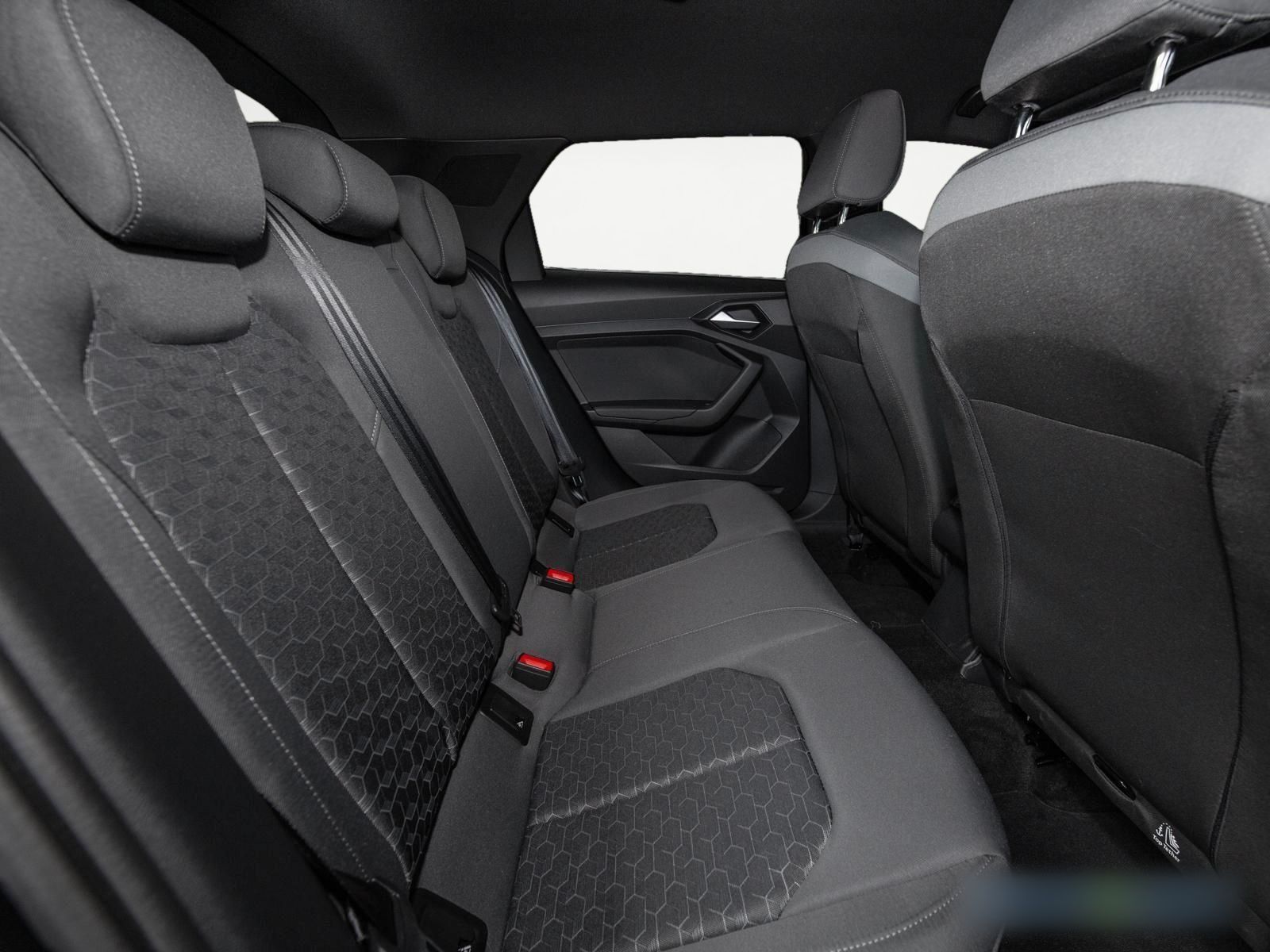 Audi A1 Sportback 30 TFSI S-line - Samsaru's Car Outlet