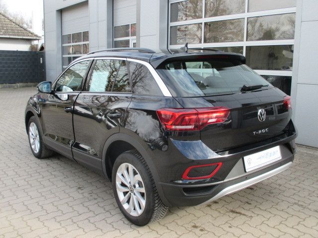 Volkswagen T-Roc 1.5 TSI DSG Life - Samsaru's Car Outlet