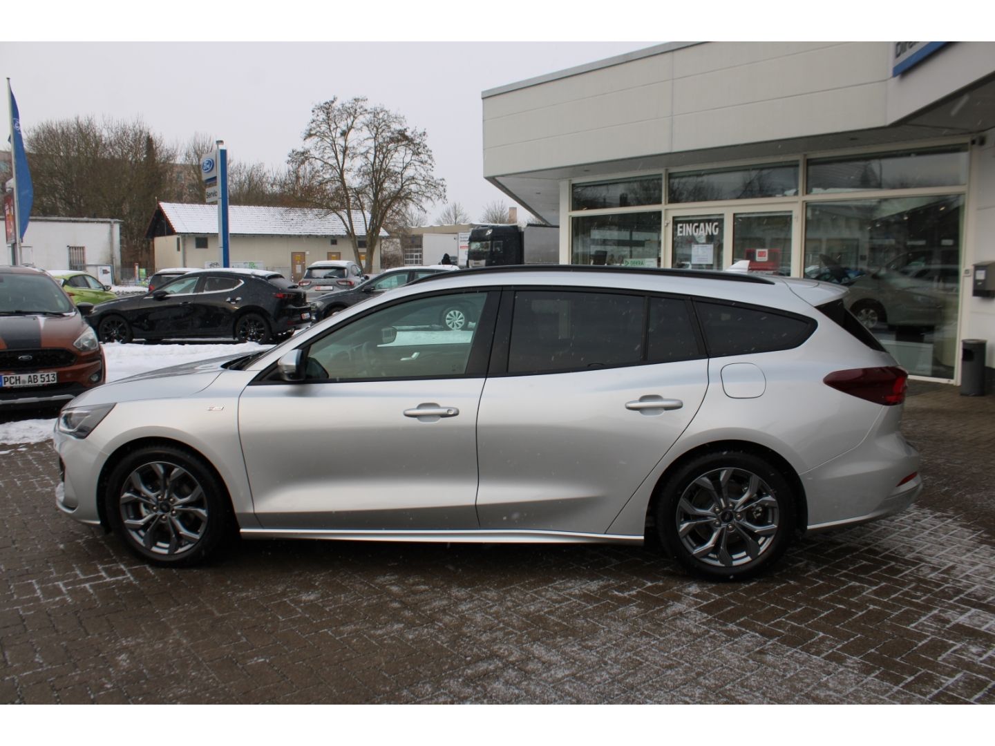 Ford Focus Turnier ST-Line ACC LED TWA Navi DAB GJR R