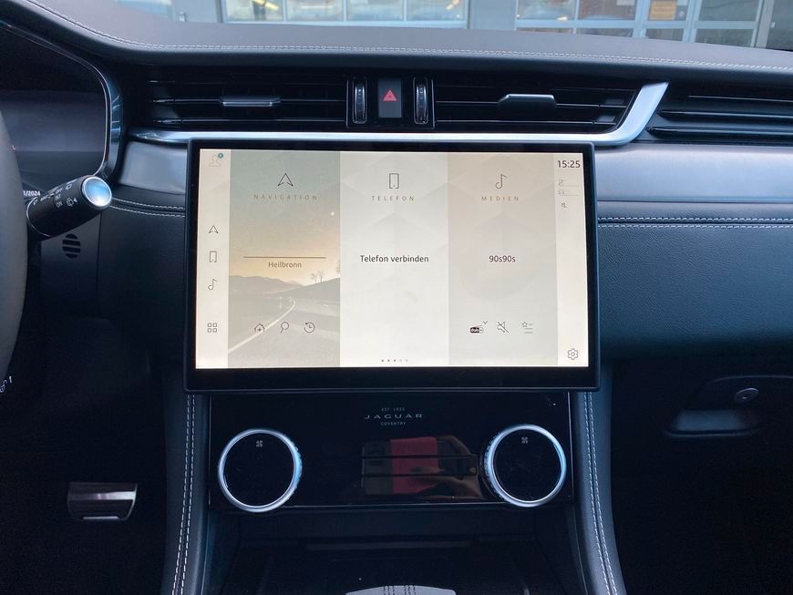 Jaguar F-Pace D300 AWD R-Dynamic SE