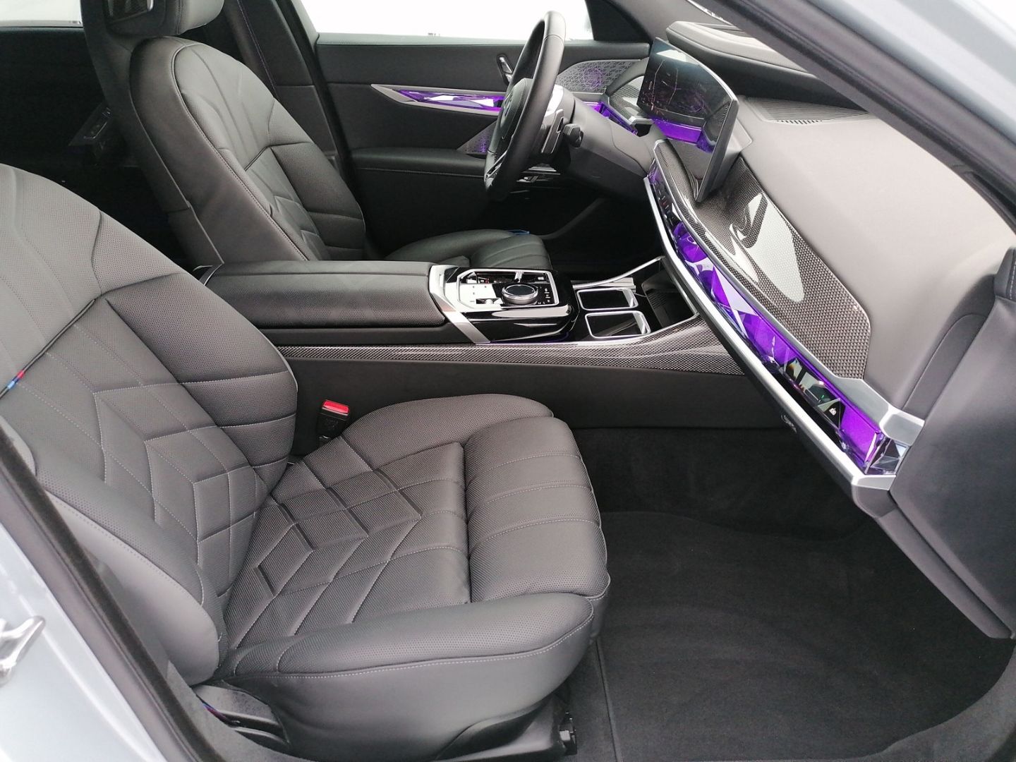 BMW 740 d xDrive M Sport DAProf PA-Prof B&W Standhzg