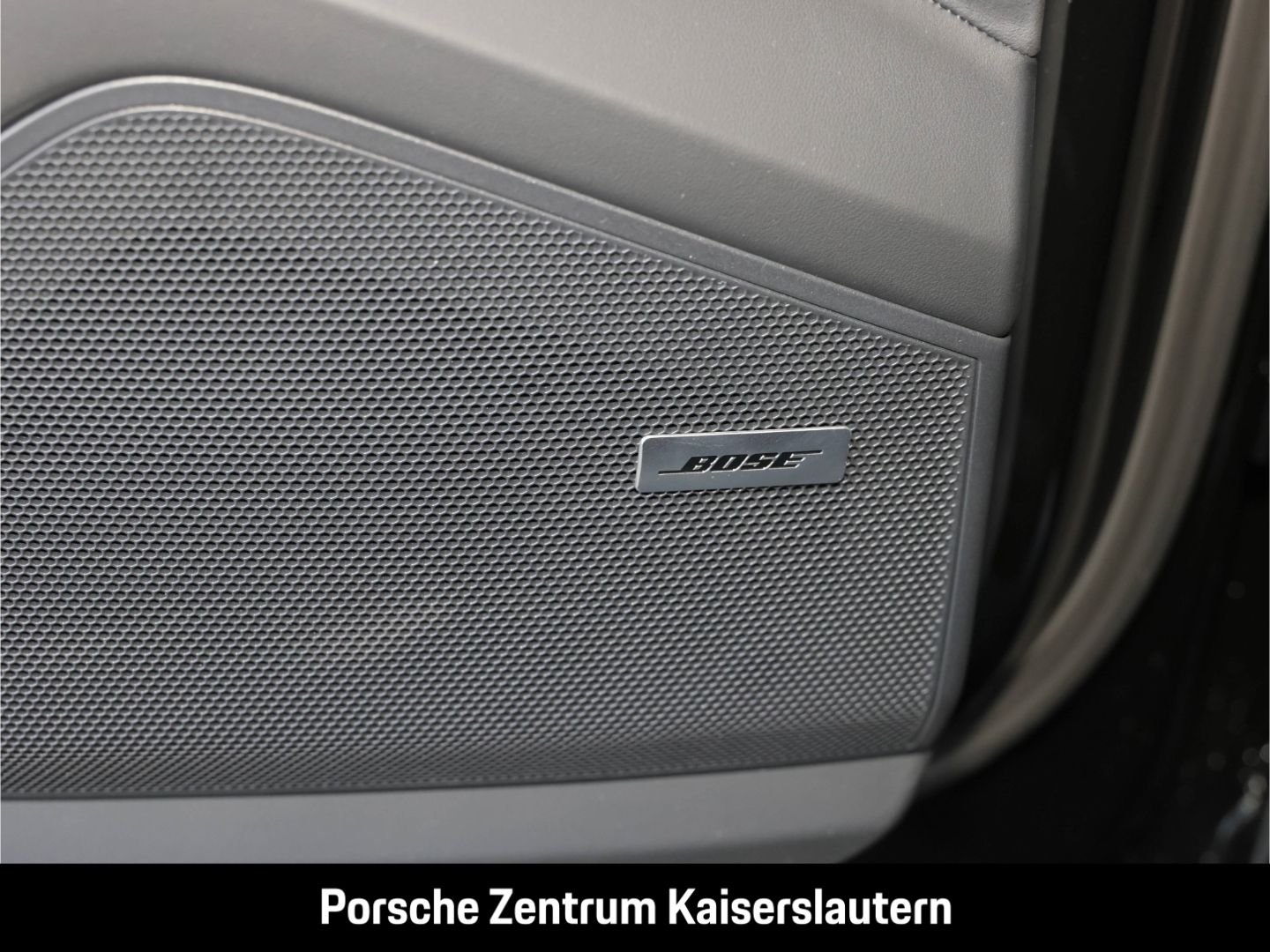 Porsche Cayenne S E-Hybrid LED InnoDrive Sportabgas