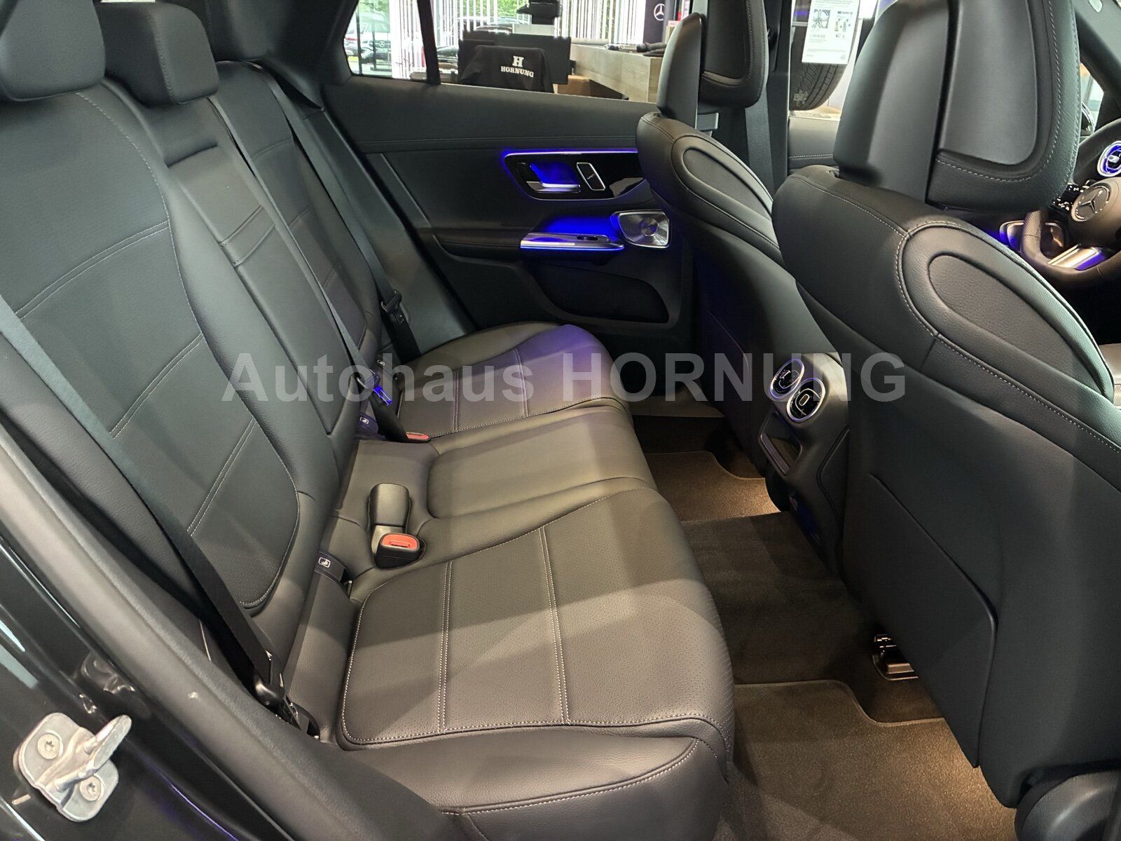 Mercedes-Benz GLC 300 d 4M AMG Pano StHz AHK DigiL Distr. 360°