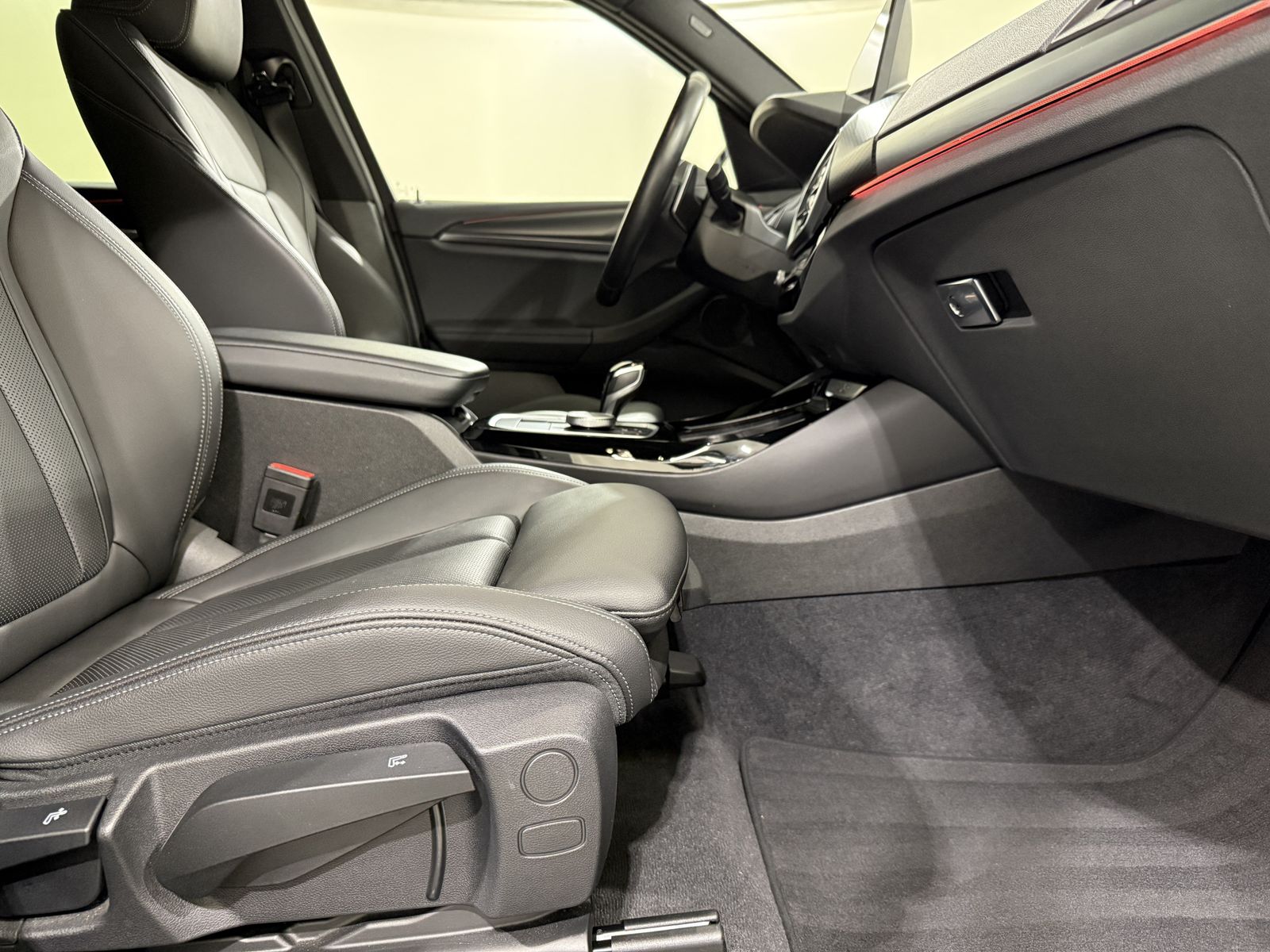 BMW X3 xDrive30d M Sportpaket - Samsaru's Car Outlet
