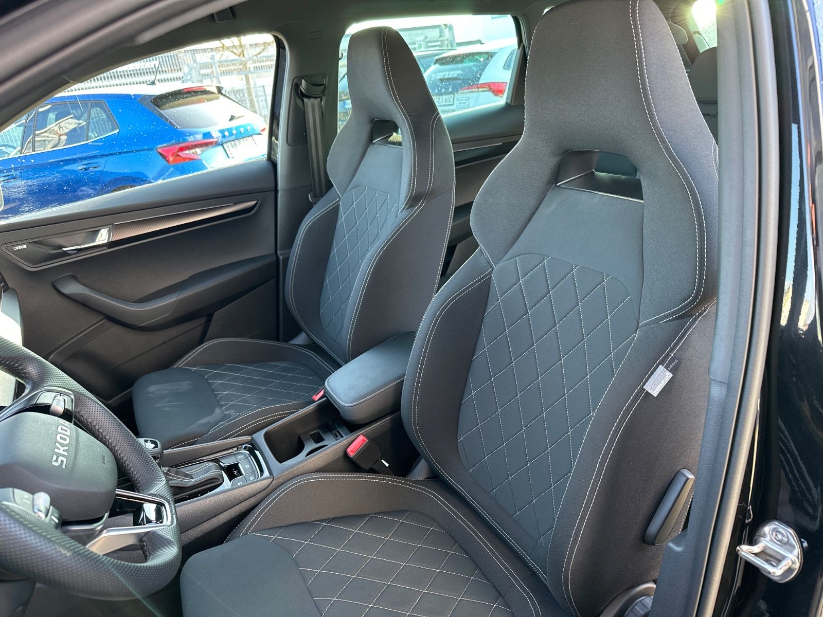 Skoda Karoq Sportline verl. Garantie