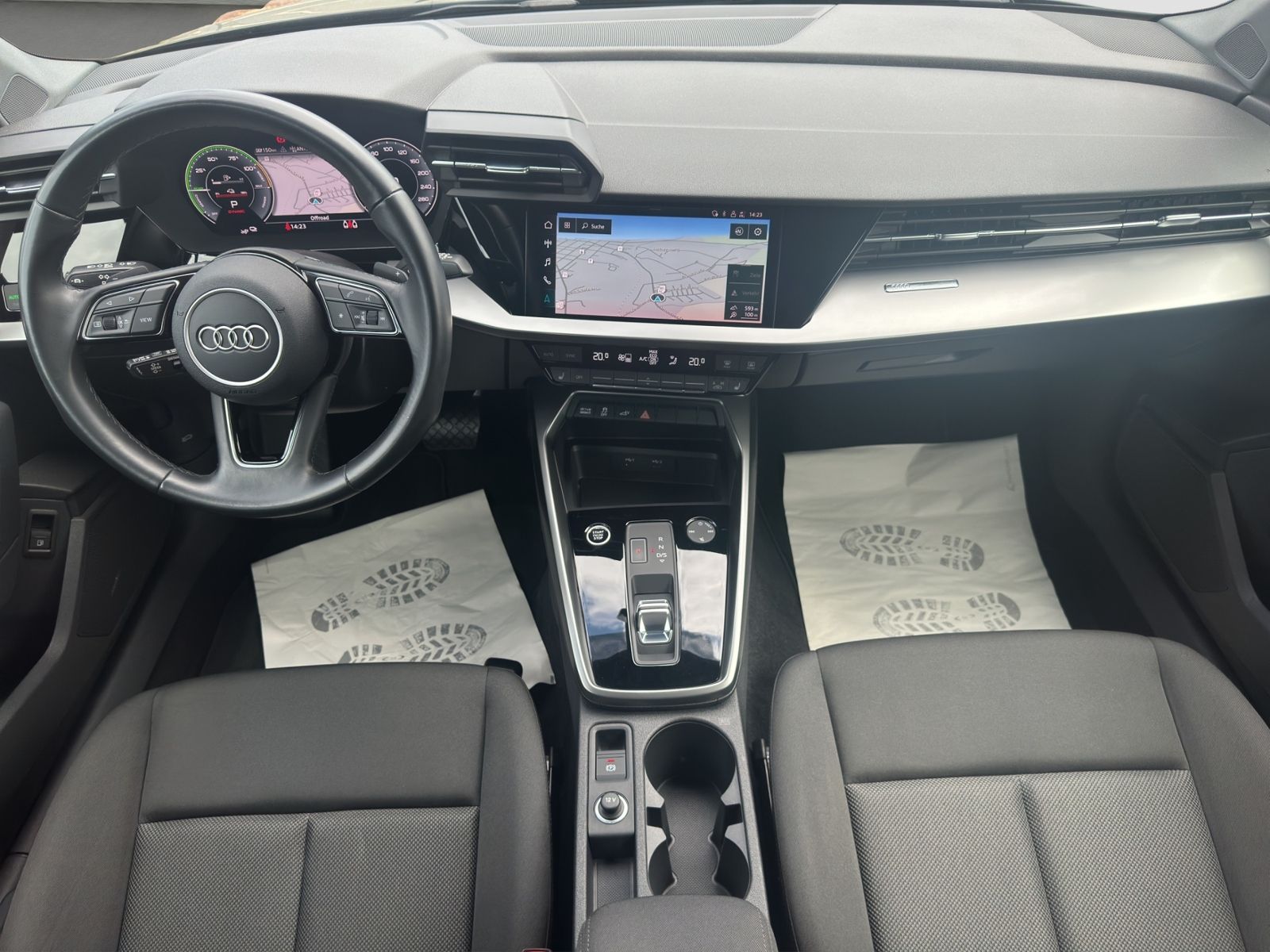 Audi A3 Sportback 40*1.4TFSI*e-tron*basis*NAVI*AHK*EP