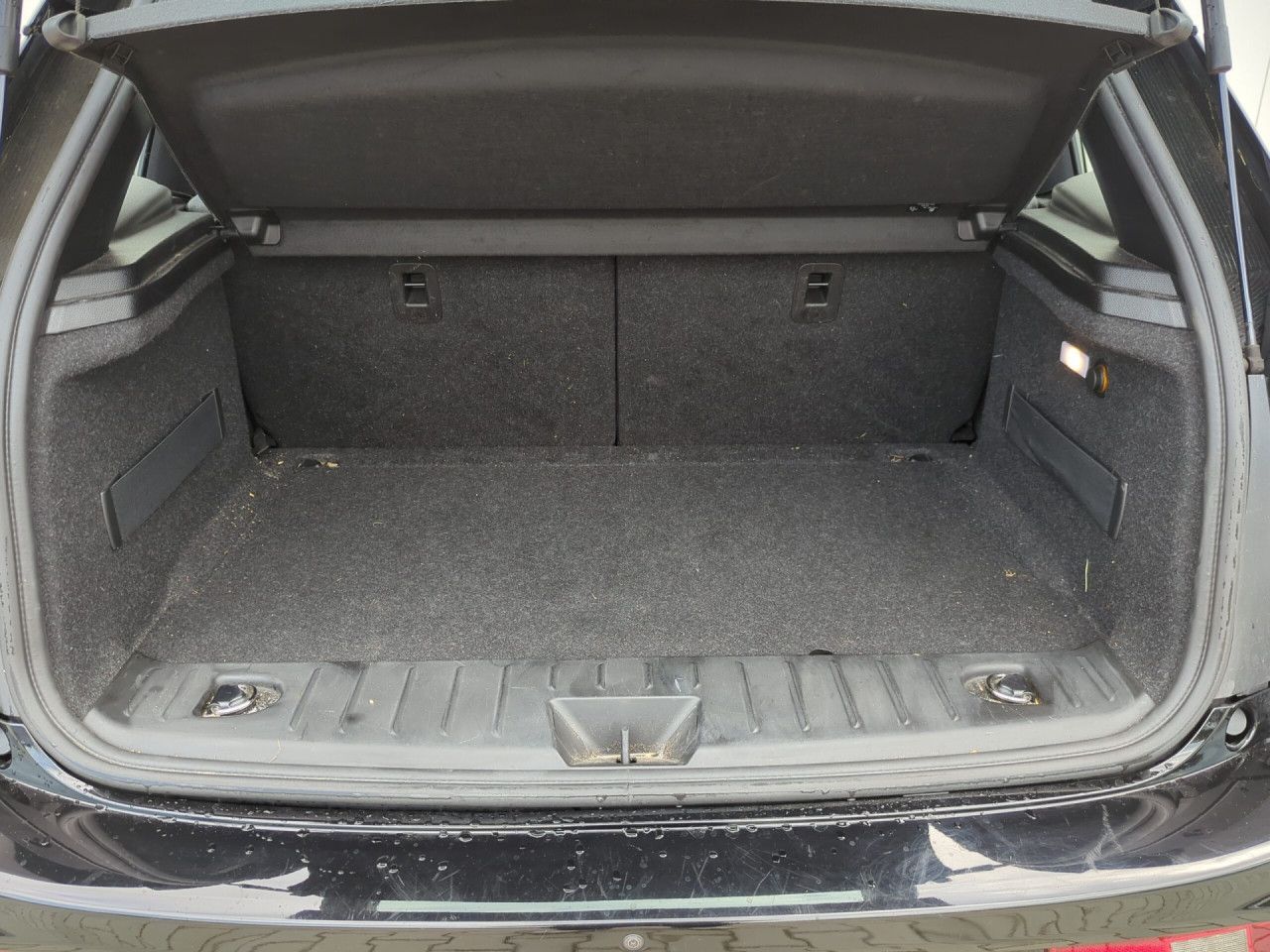 BMW i3 120Ah - Samsaru's Car Outlet