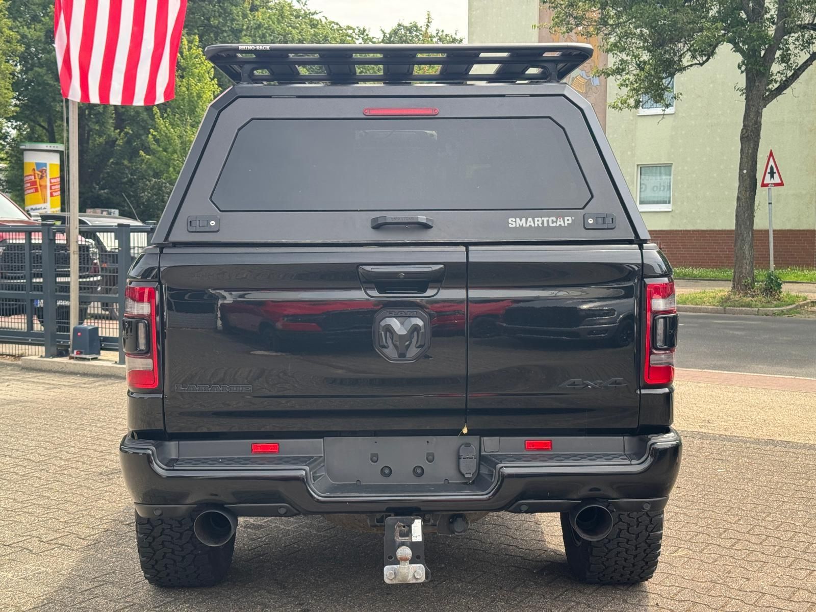 Dodge RAM 5.7 V8 Laramie Night Umbau +LPG +teilb. Heck