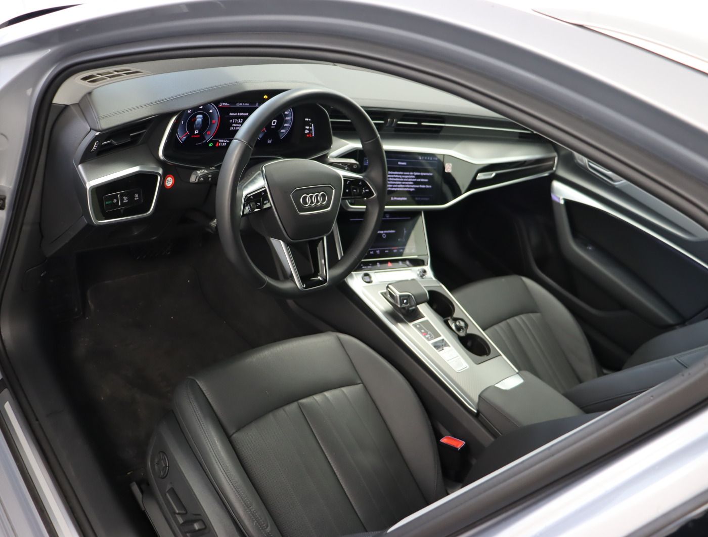 Audi A6 Avant 35 TDI S tronic - Samsaru's Car Outlet