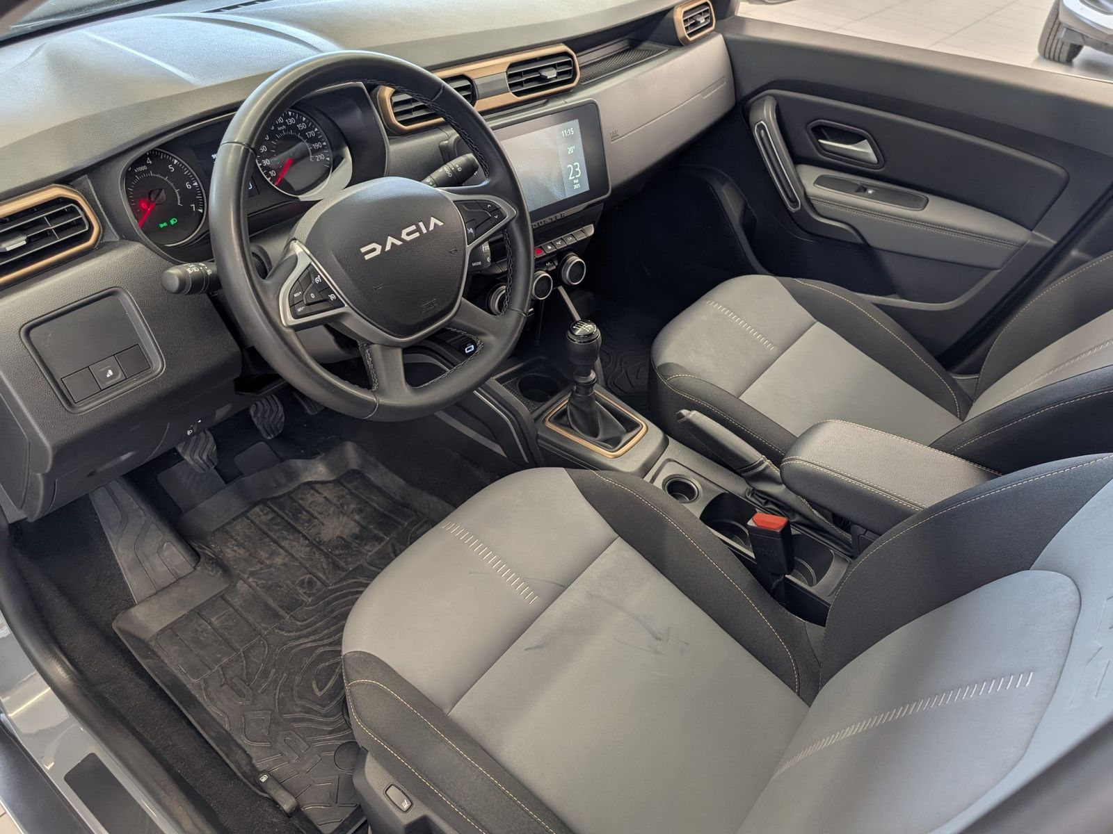 Dacia Duster 1.3 TCe Extreme 2WD - Samsaru's Car Outlet