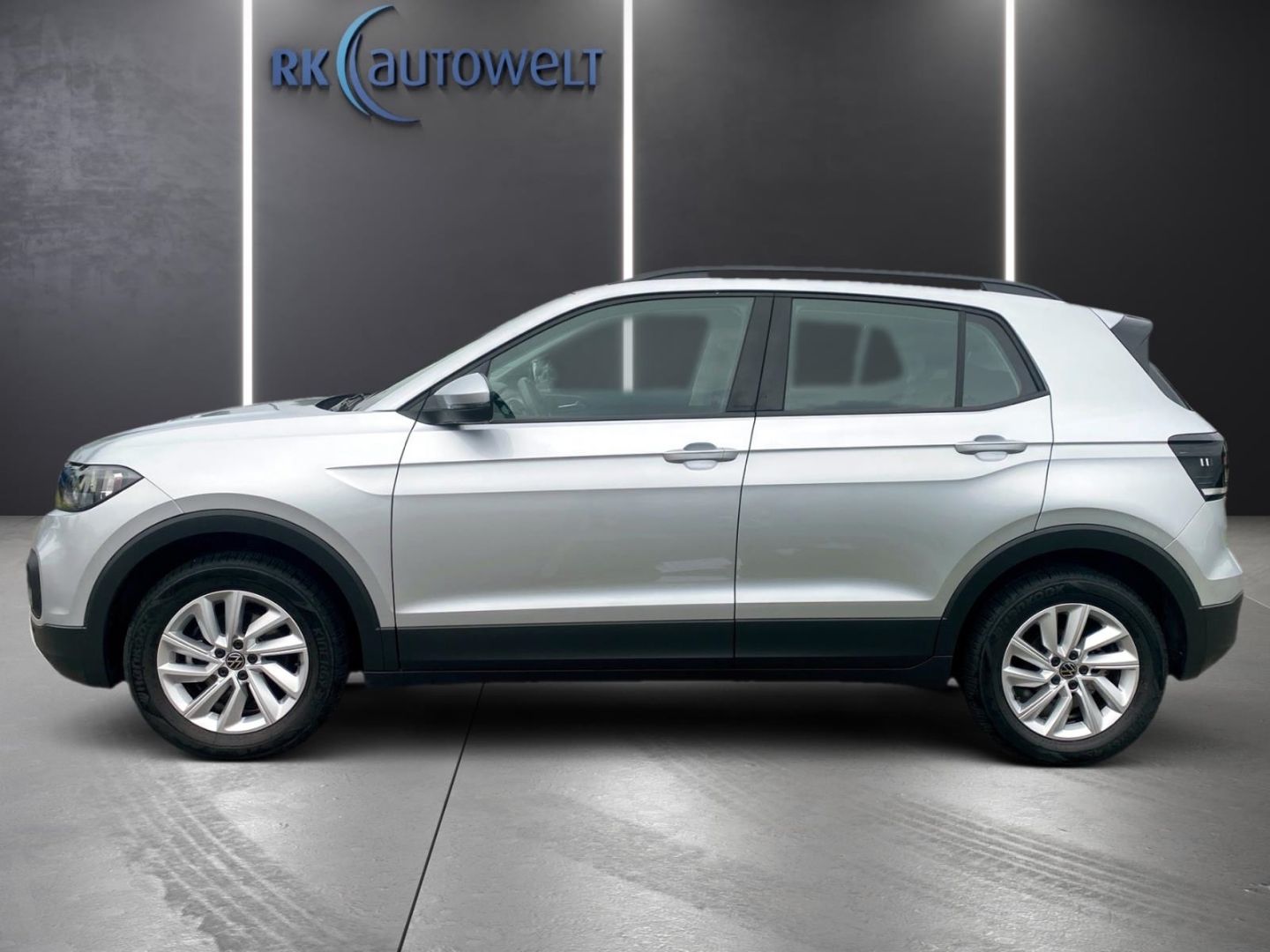 Volkswagen T-Cross 1.0 TSI Life - Samsaru's Car Outlet