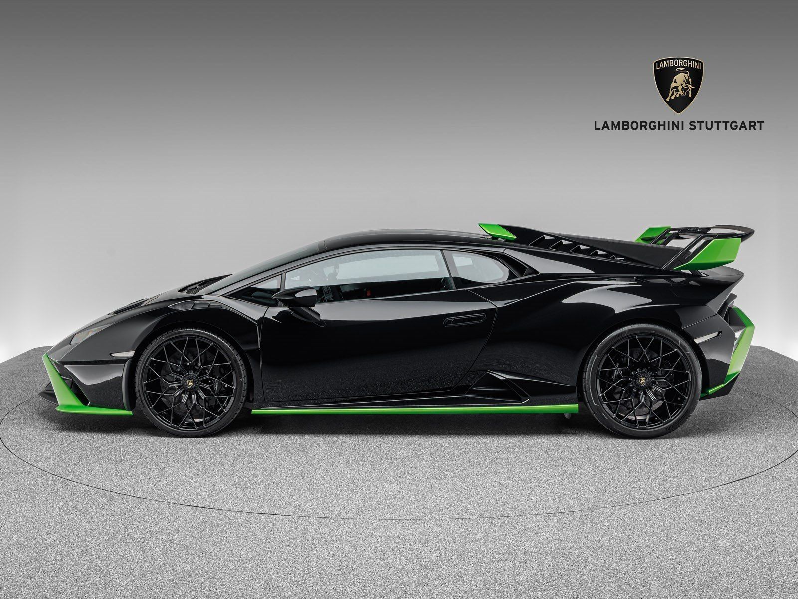 Lamborghini Huracán STO - Samsaru's Car Outlet
