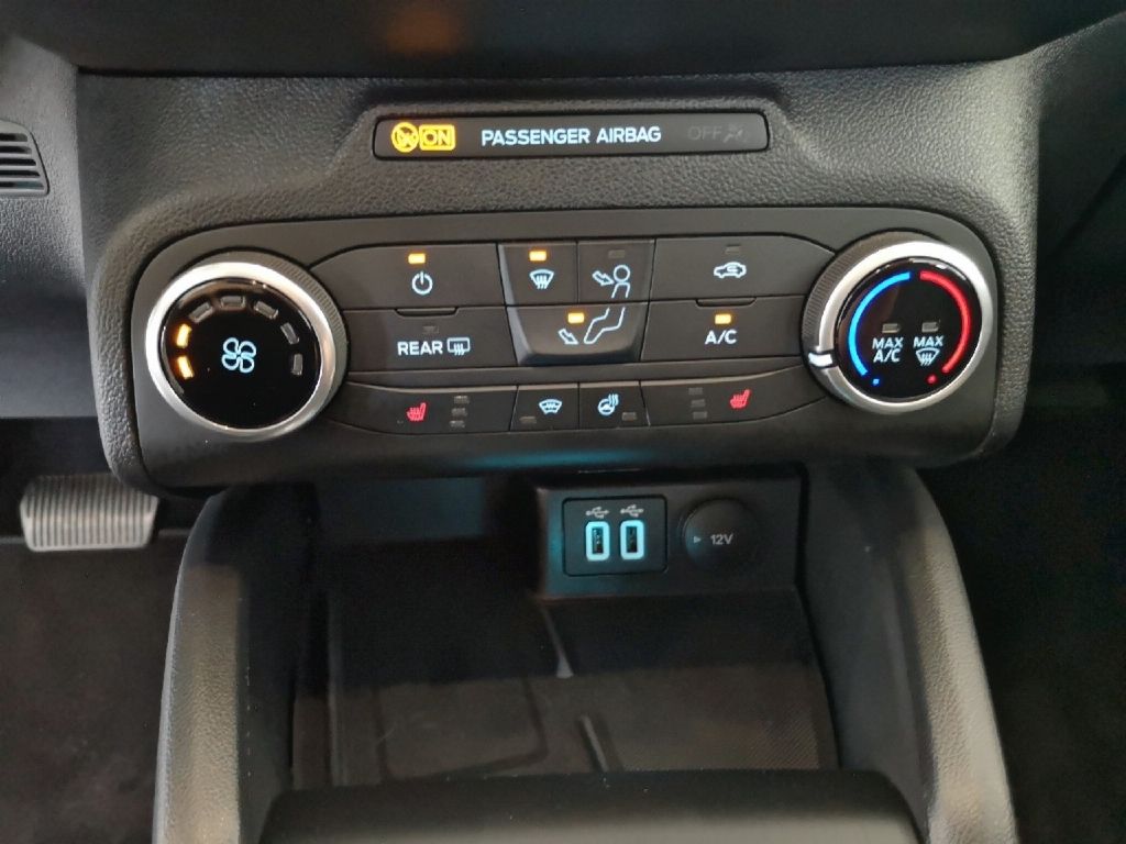 Ford Focus - Samsaru's Car Outlet