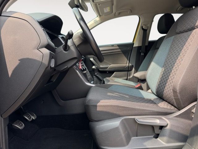 Volkswagen T-Roc 1.0 TSI IQ.DRIVE - Samsaru's Car Outlet