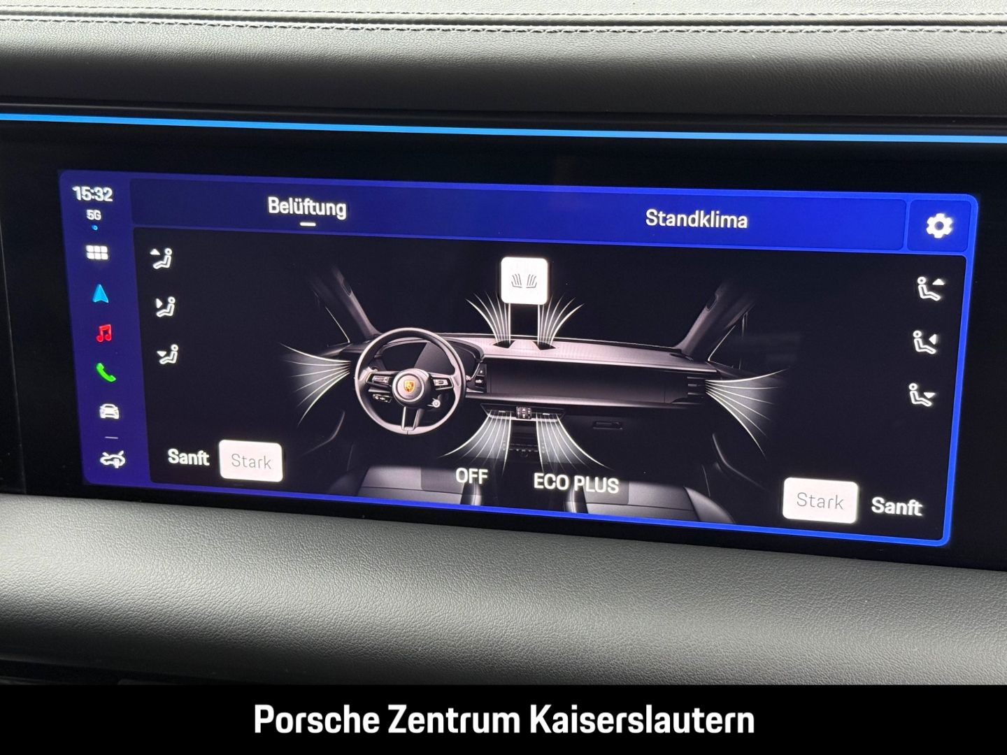 Porsche Macan Turbo 22-Zoll Rückfahrkamera LED-Matrix