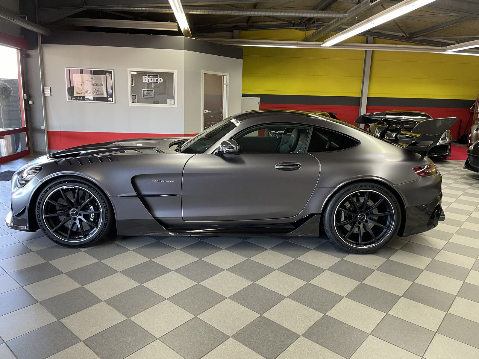 Mercedes-Benz AMG GT Black Series - Samsaru's Car Outlet