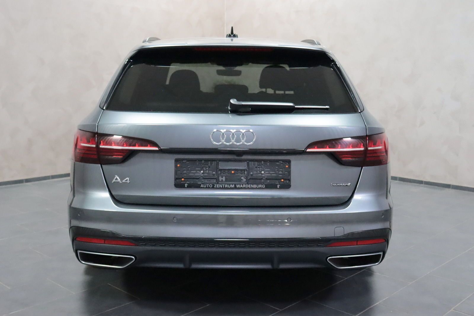 Audi A4 Avant 45 TFSI Quattro S Line - Samsaru's Car Outlet