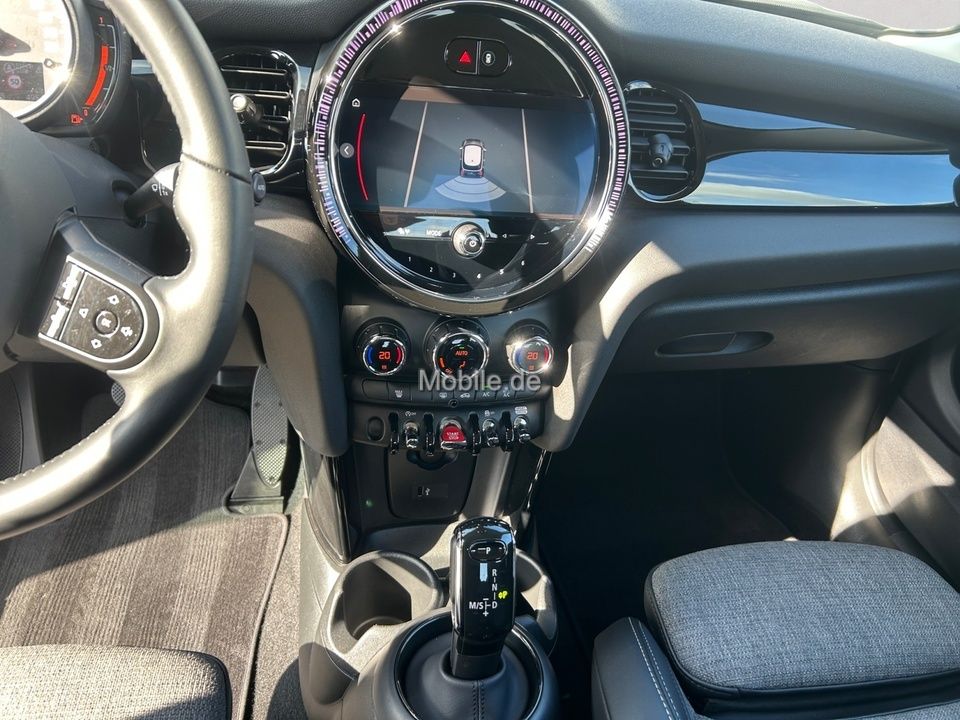 MINI Cooper Classic - Samsaru's Car Outlet