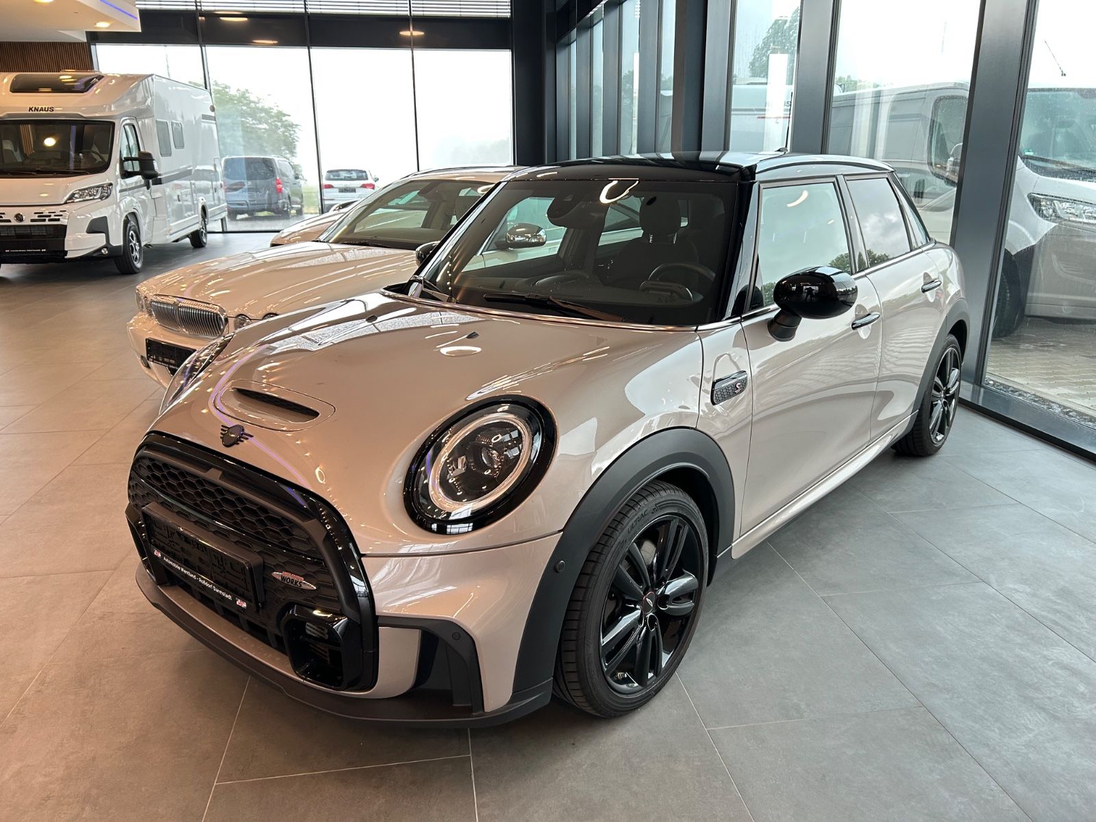 MINI Cooper S John Cooper Works - Samsaru's Car Outlet