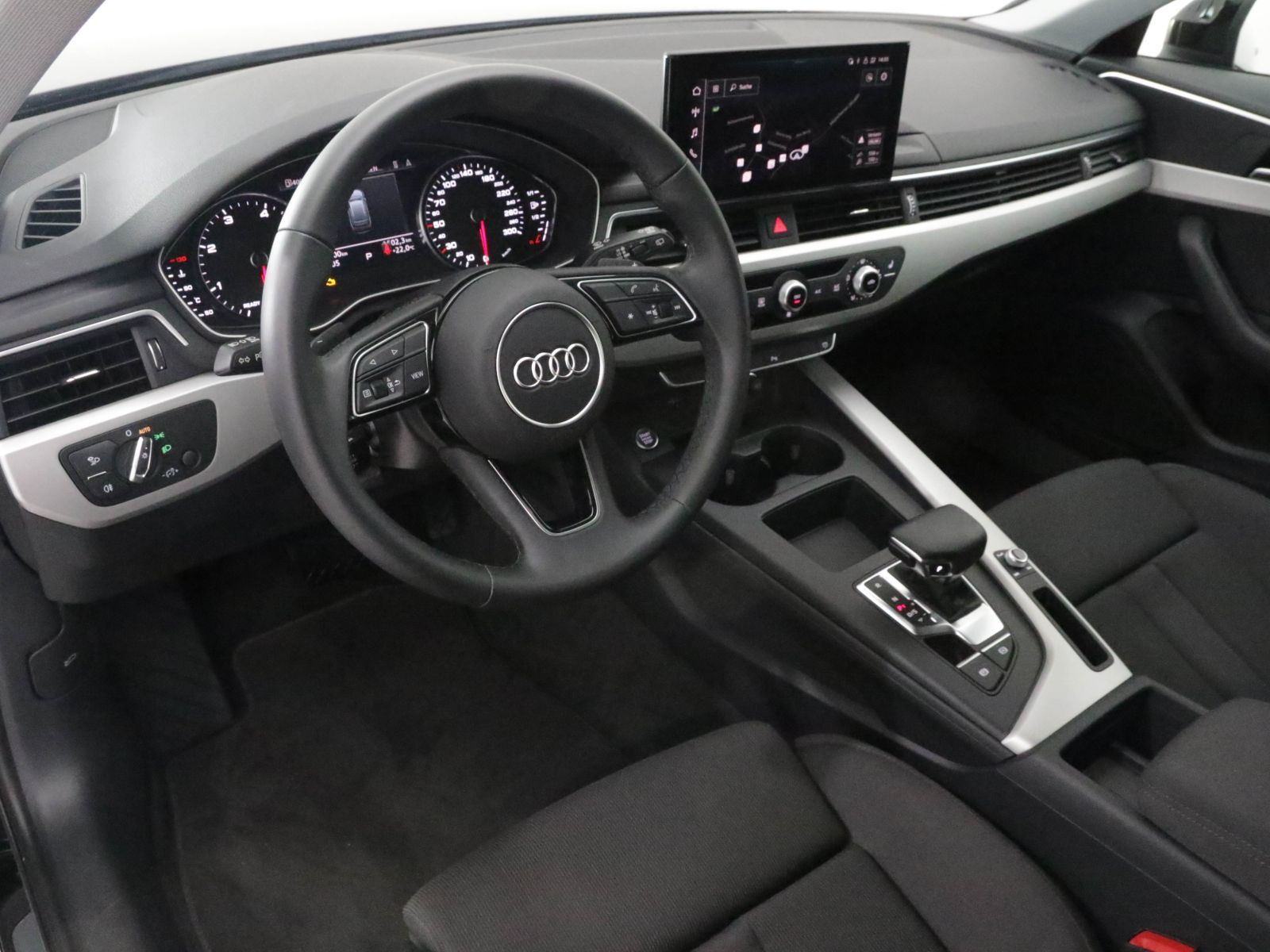 Audi A4 Avant 35 TDI S tronic - Samsaru's Car Outlet