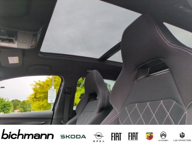 Skoda Karoq Sportline 4x4 Colu Pano el.Heck vCP Canton