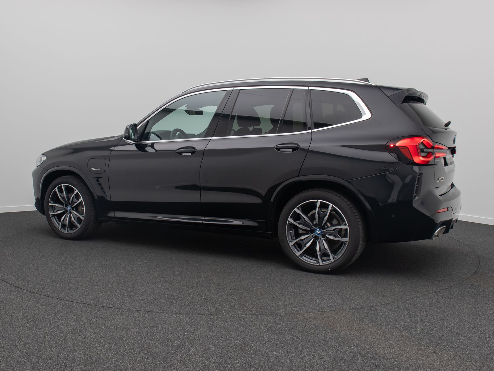 BMW X3 xD30e M Sport - Samsaru's Car Outlet