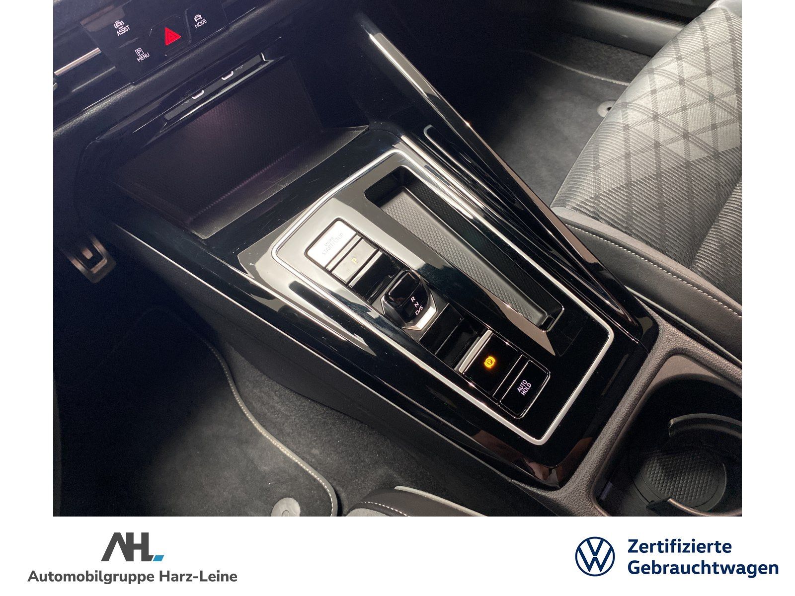 Volkswagen Golf Variant VIII 2.0 TDI R-Line - Samsaru's Car Outlet