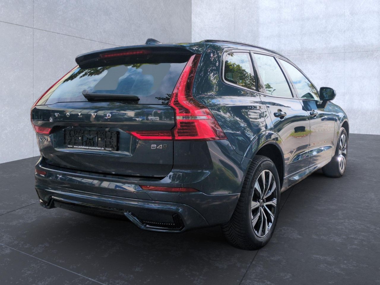 Volvo XC 60 Plus Dark AWD