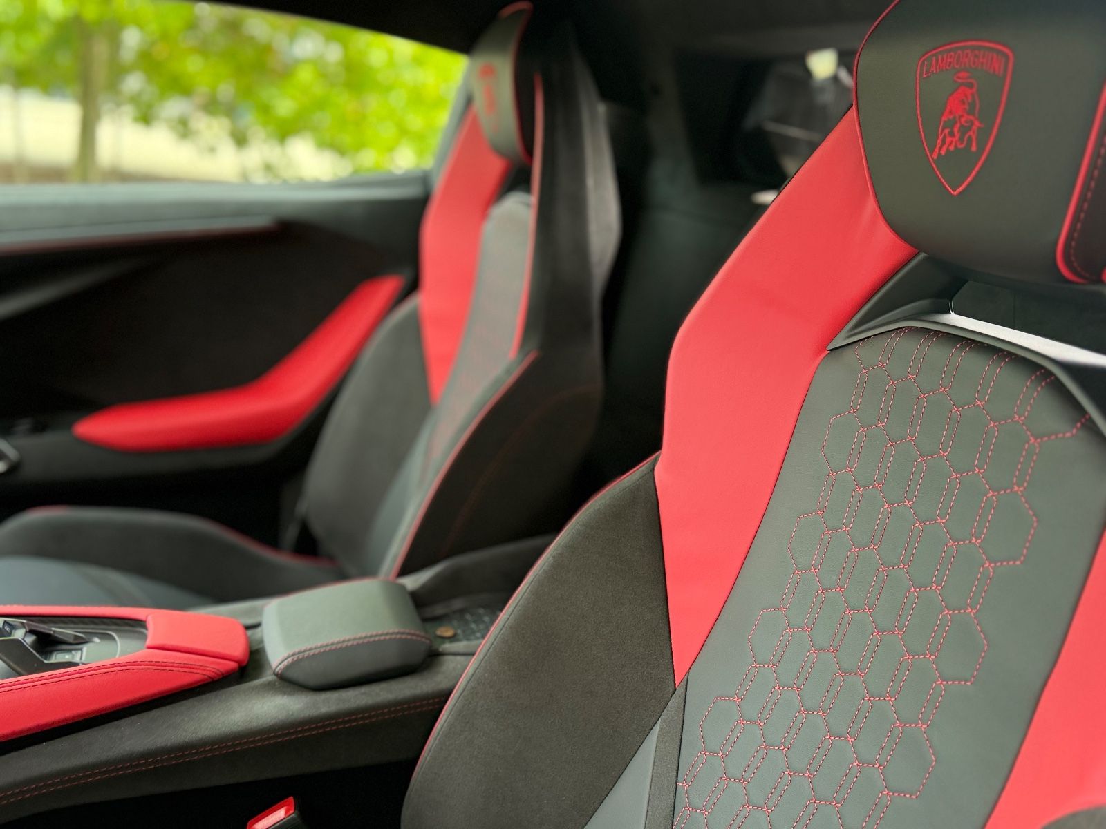 Lamborghini Revuelto 6.5 V12 HPEV#1HD#MwSt#BRD#