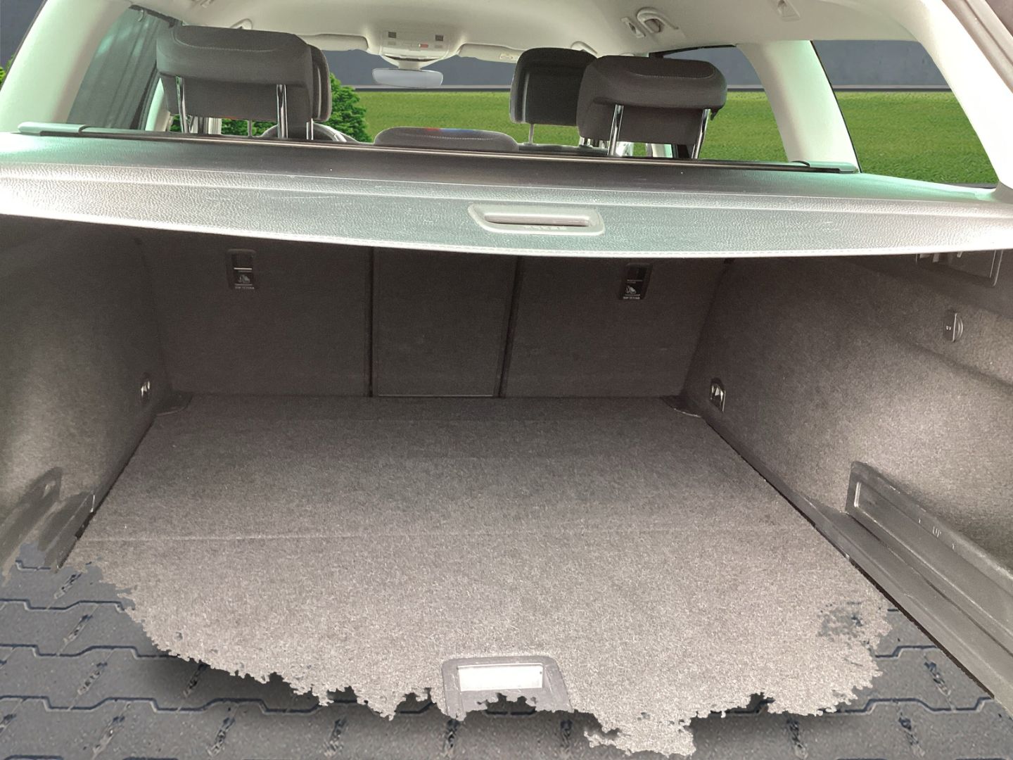 Volkswagen Passat Variant Business 2.0 TDI - Samsaru's Car Outlet