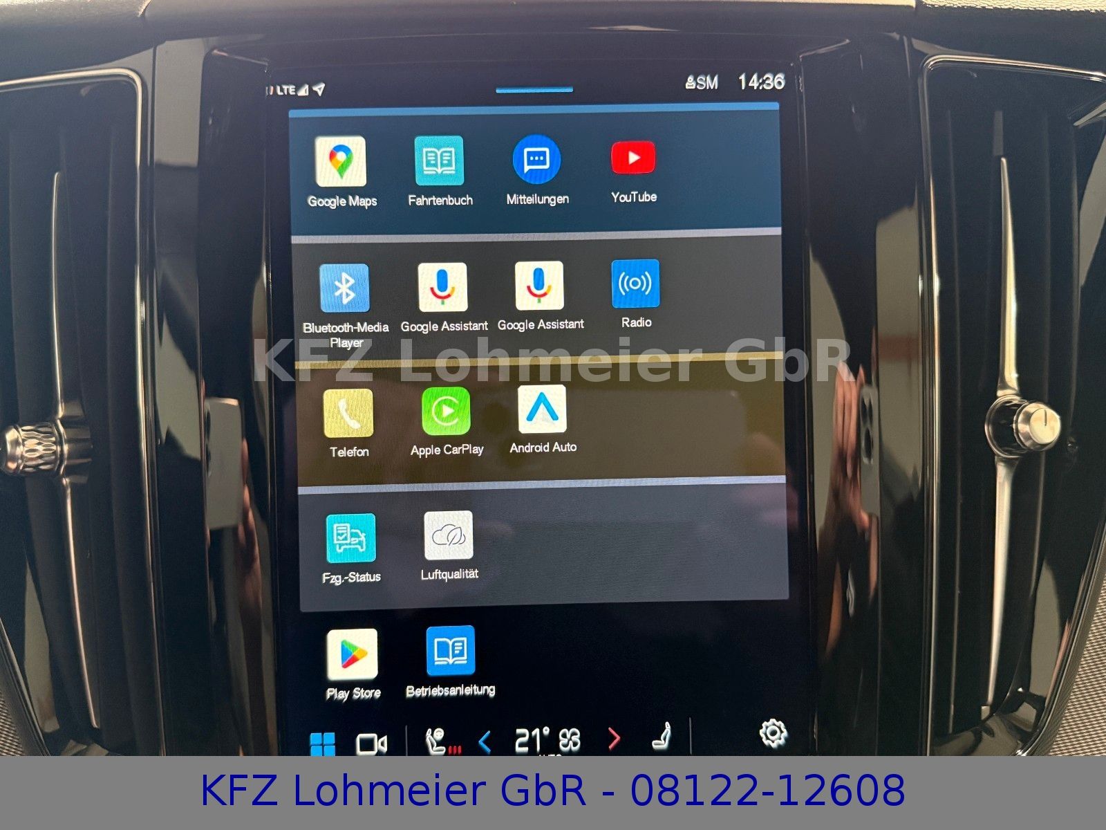 Volvo XC60 R Design Recharge Plug-In Hybrid AWD *Voll*