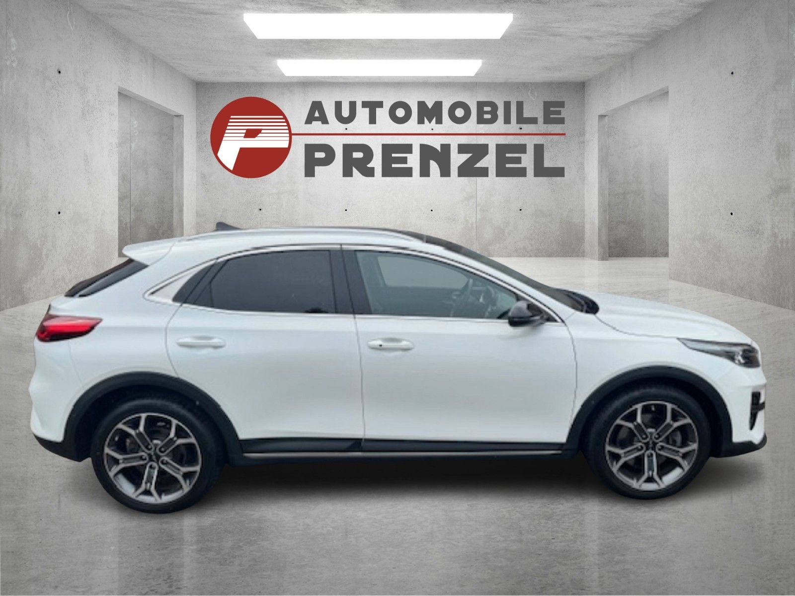 Kia XCeed Platinum Edition - Samsaru's Car Outlet